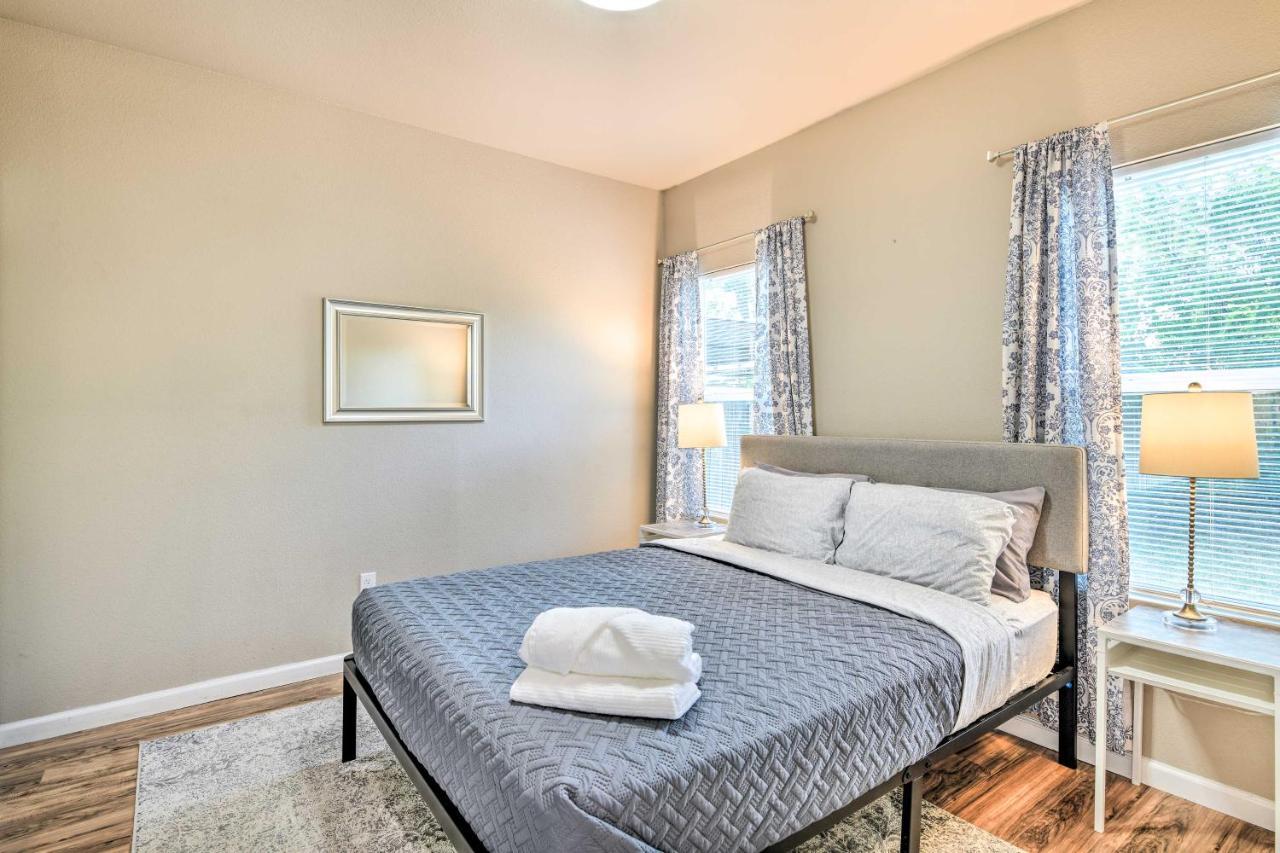 Charming San Antonio Home About 4 Mi To Downtown Екстериор снимка
