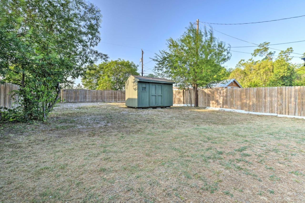 Charming San Antonio Home About 4 Mi To Downtown Екстериор снимка